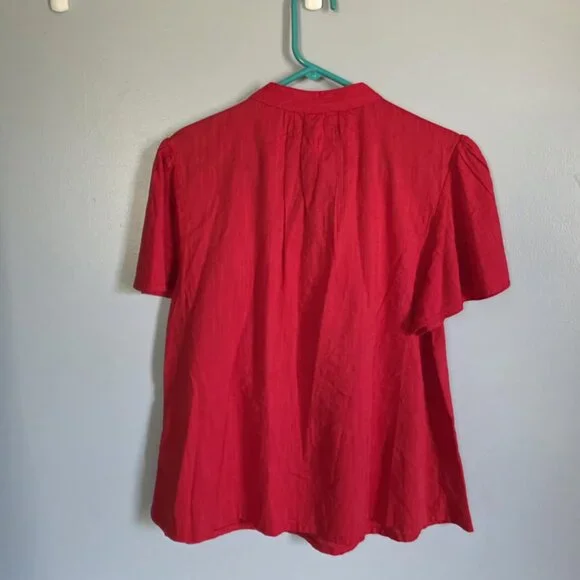 NWT Knox Rose Red Short Sleeve Blouse with front tassel tie - Picture 2 of 4